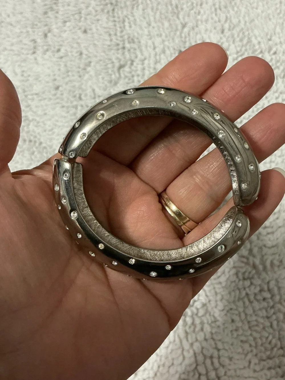 STRONGWATER STUDIOS Silvertone Hinged Clamper Bracelet Vintage